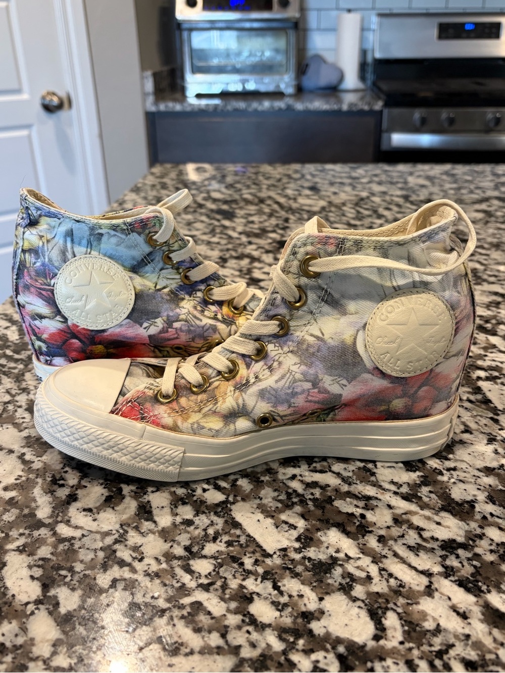 Converse Chuck Taylor All Star Lux Hi Floral Hidden Wedge Sneaker Size 7 Multi